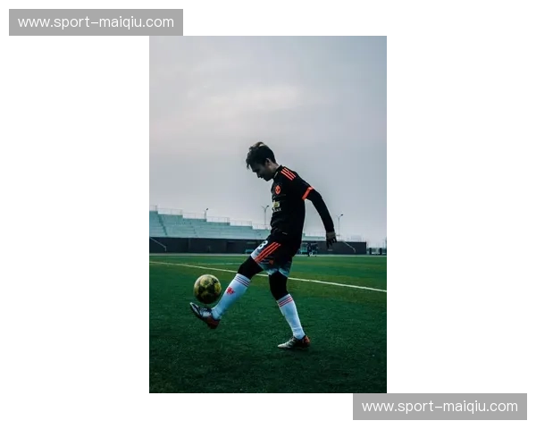 亚运会足球赛：点燃青春激情的绿茵盛宴